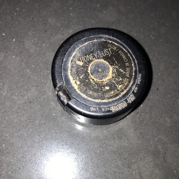 MAC EYESHADOW HONEY LUST LUSTRE - Picture 3 of 3